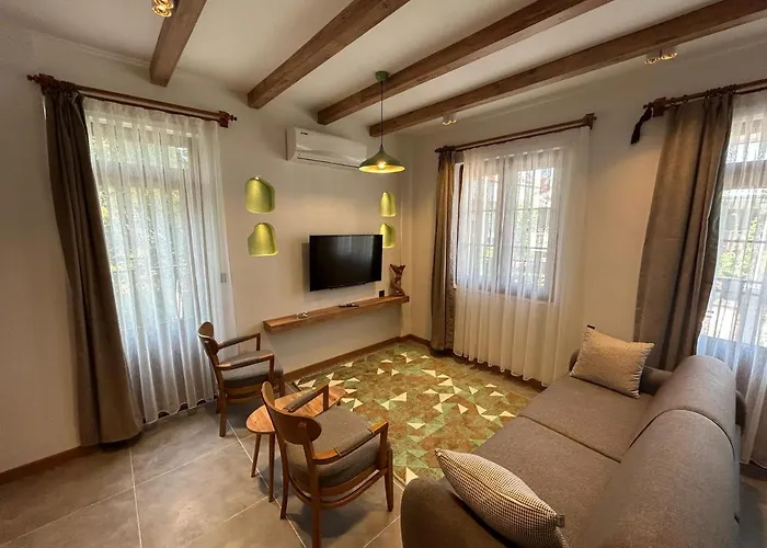 Avlu Villas & Apartments