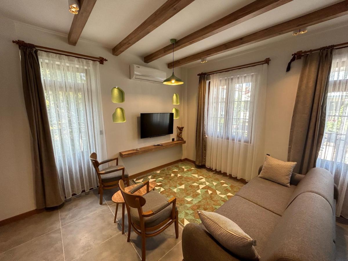 Avlu & Apartment Kemer