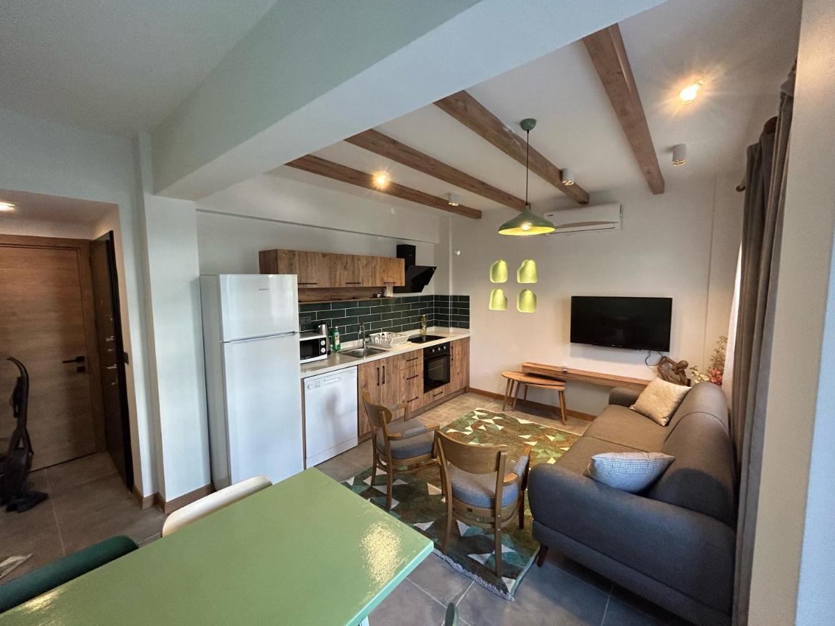 Avlu & Apartment Kemer